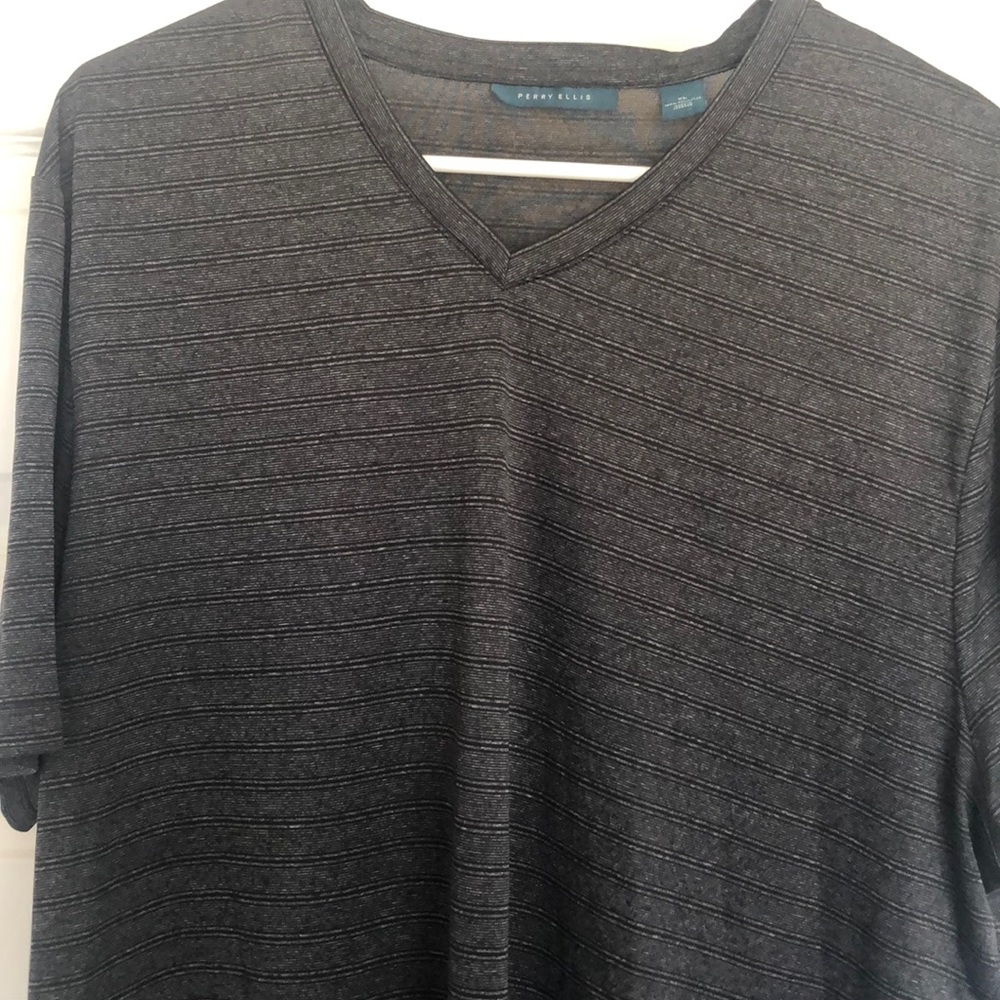 Perry Ellis v neck shirt